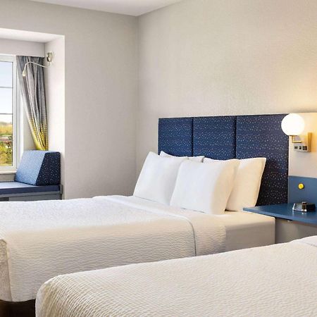 Microtel Inn & Suites By Wyndham New Ulm Extérieur photo