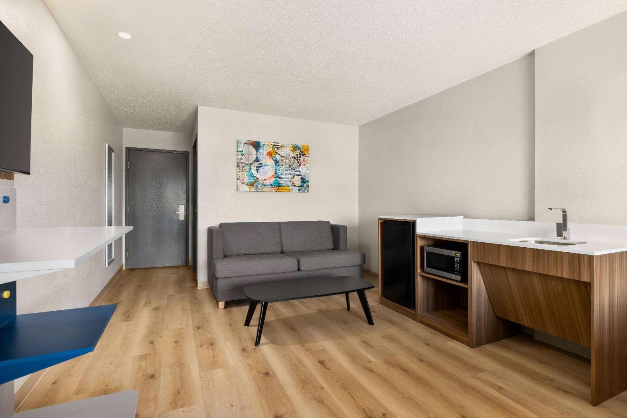 Microtel Inn & Suites By Wyndham New Ulm Extérieur photo